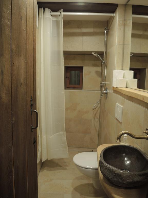 Hotel Burg Katzenstein Extérieur photo
