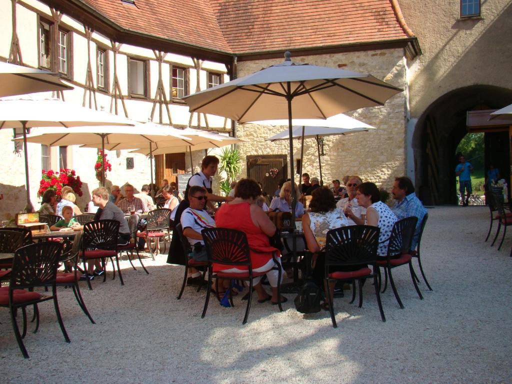 Hotel Burg Katzenstein Extérieur photo